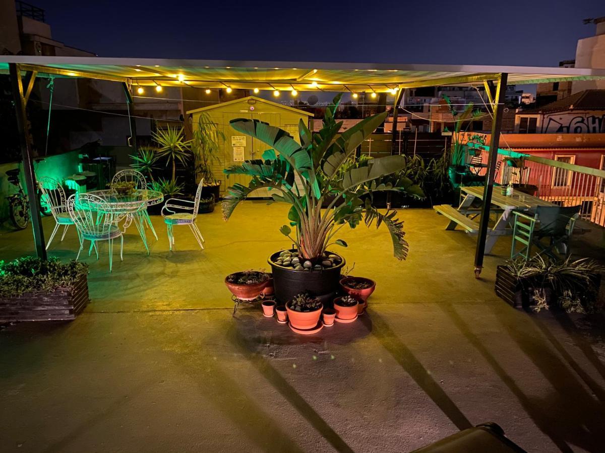 Monastiraki #Wallsfree Citycenter- Unspoiled Athens Apartments Екстериор снимка
