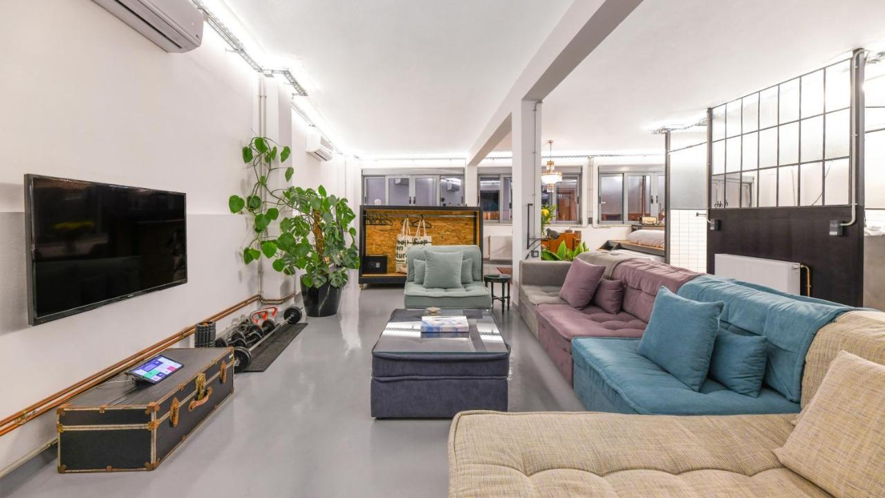 Monastiraki #Wallsfree Citycenter- Unspoiled Athens Apartments Екстериор снимка