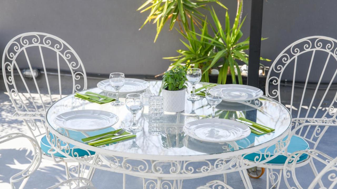 Monastiraki #Wallsfree Citycenter- Unspoiled Athens Apartments Екстериор снимка