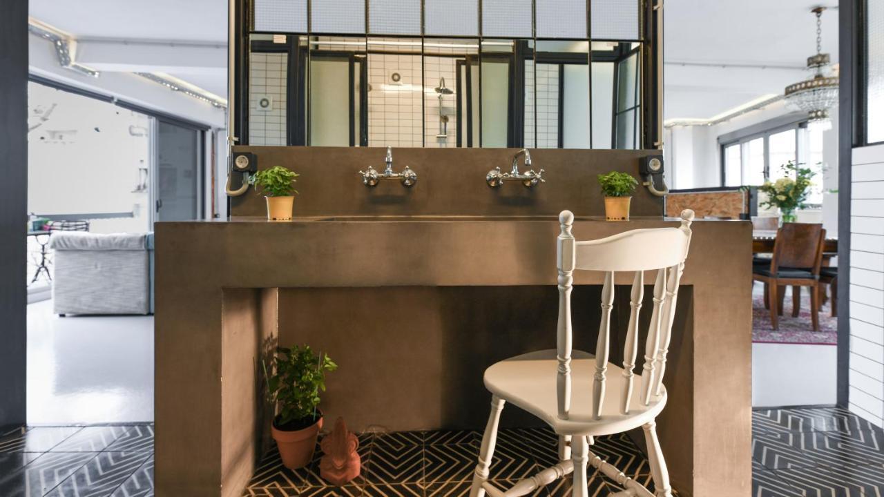 Monastiraki #Wallsfree Citycenter- Unspoiled Athens Apartments Екстериор снимка