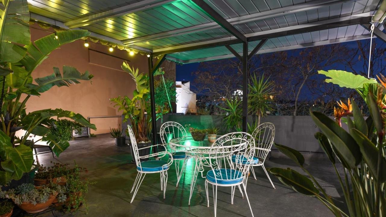 Monastiraki #Wallsfree Citycenter- Unspoiled Athens Apartments Екстериор снимка