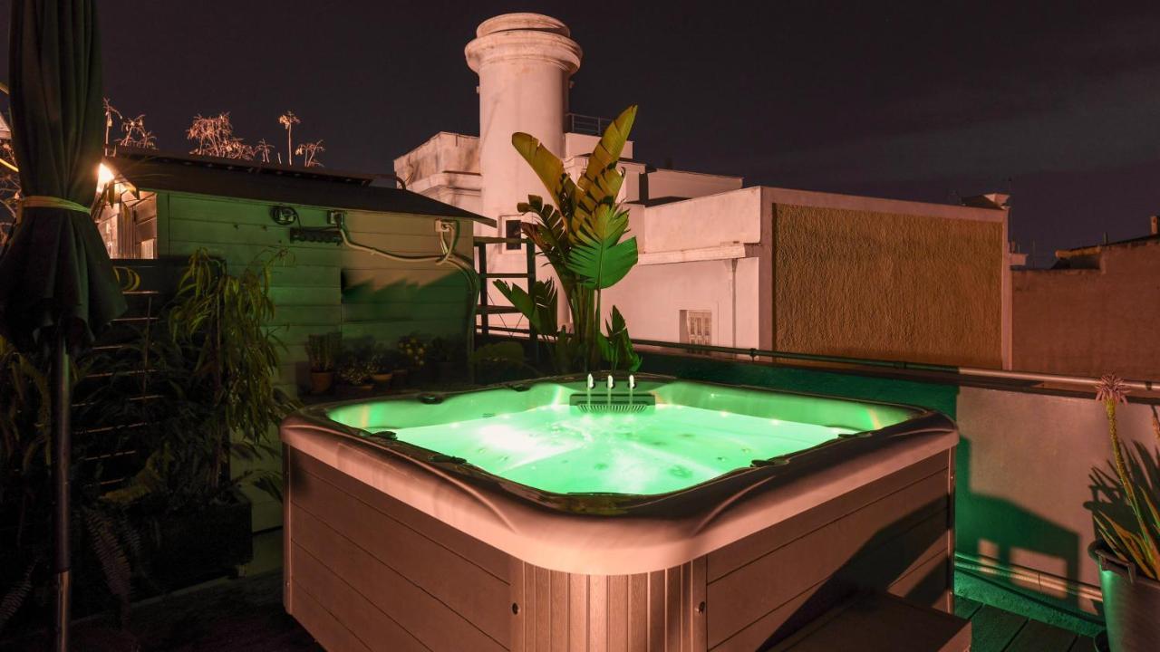 Monastiraki #Wallsfree Citycenter- Unspoiled Athens Apartments Екстериор снимка