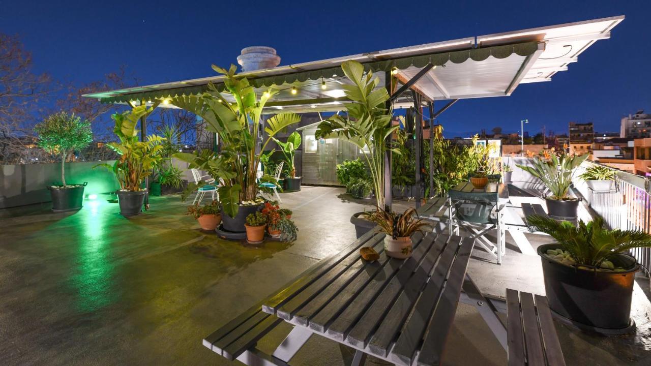 Monastiraki #Wallsfree Citycenter- Unspoiled Athens Apartments Екстериор снимка