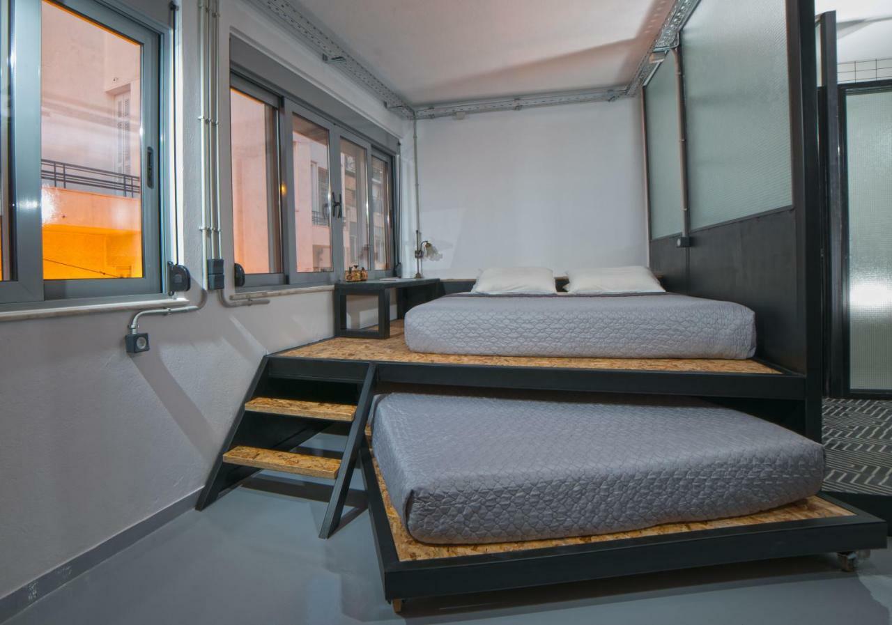 Monastiraki #Wallsfree Citycenter- Unspoiled Athens Apartments Екстериор снимка